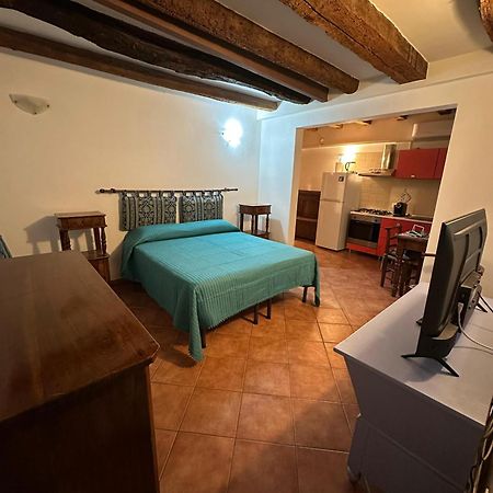Il Cuore Del Castrum 1 Ferrara Kültér fotó